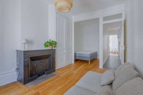 Lyon, quartier Vaise (69009) : rénovation complète d'un appartement ancien pour la location meublée