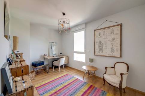 Coin bureau dans une chambre Dourdan