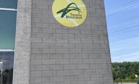 Travaux de rénovation pour le club de tennis de MOUVAUX