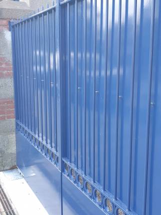 Nouveau portail acier, fer rond, Cancale