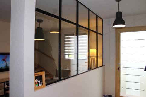 Pose de la verrière d'atelier