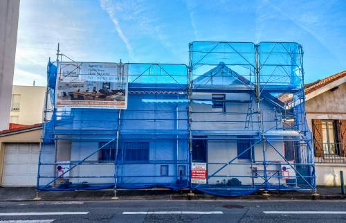 Echafaudage chantier isolation thermique par l'extérieur