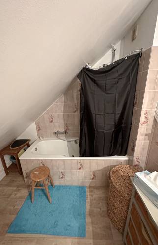 Salle de bain à Nevers (Avant travaux)