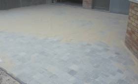 Allée arrière entrepôt en pavés béton à Nanteuil-Lès-Meaux (77100)