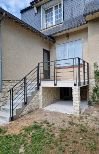 Terrasse surrélevée et garde corps sur mesure