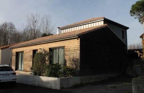 Surélévation d'une maison de 23 m² à Saint Sébastien (44)