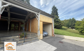  La Maison des Travaux Albertville, aménagement bâtiment communal, travaux menuiserie Savoie, grenier platelage bois, artisans locaux fiables
