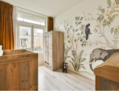 Papier peint dans chambre bébé Chenôve