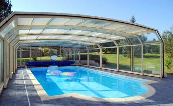 construction piscine couverte