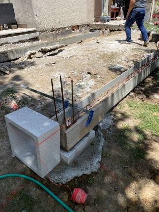 Travaux de préparation du dallage pour construire une terrasse - Montauban 82000