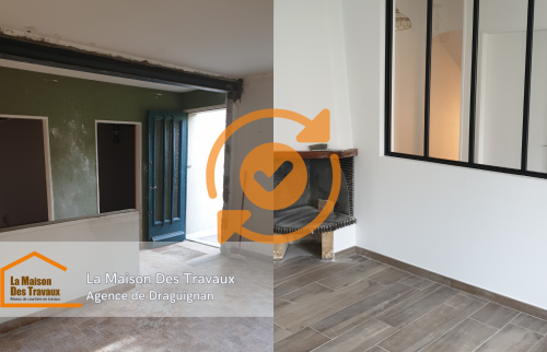   L'image montre l'espace avant rénovation, avec des murs sombres et vieillissants, un sol usé en carrelage et une séparation visuelle importante entre l'entrée et le salon