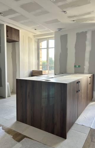 Pose de placo – Installation des plaques de plâtre pour des murs propres et nets.