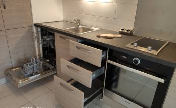 Placards, tiroirs, lave-vaisselle 