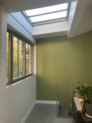 Réalisation d'une loggia d'escalier : isolation bio sourcée et doublages intérieurs en plaques de platre sur ossature métallique