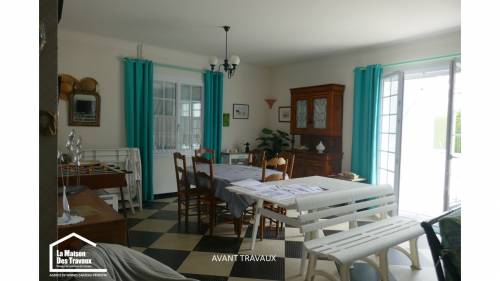 Salon avant rénovation dans le Morbihan