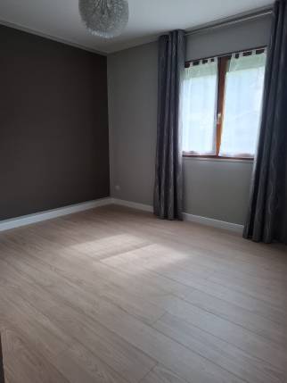 Nouveau parquet posé après sinistre - Bettant 01500