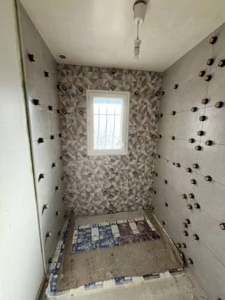 Rénovation de salle de bain en cours - Étoile-sur-Rhône 26800