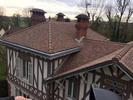 Toiture entièrement rénovée (Yerres 91330)