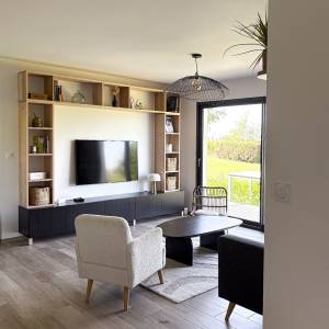 Vue intérieure pavillon neuf aménagé avec élégance