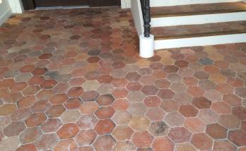 Carrelage tomettes ancienne restauré - accès entrée et couloir - Cergy-Pontoise - 95800 -