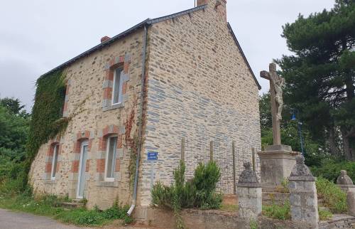 Façade après ravalement - Résultat final après la restauration des joints de pierre