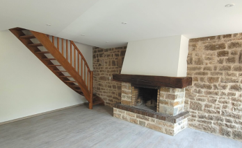 Rénovation appartement - mur en pierre