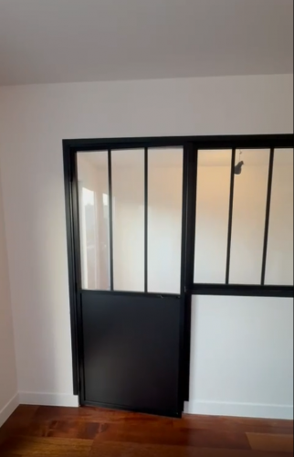 chambre avec verrière intérieure à paris 17