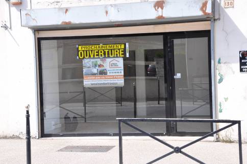 Façade extérieure avant travaux agence La Maison Des Travaux de Brie-Comte-Robert 77170