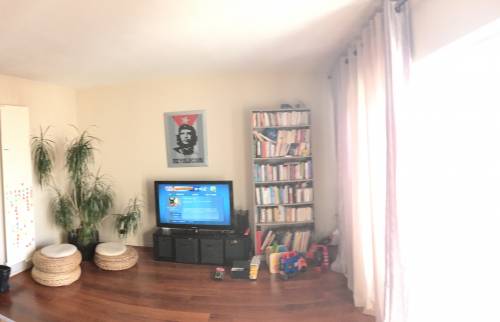 Création d’une verrière intérieure à Vinay : un salon mieux structuré et plus agréable à vivre avant