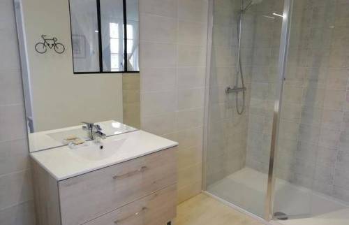 Transformation complète d’une ferme en habitation à Écotay-l’Olme (42600)