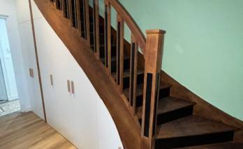 Aménagement d'un placard sous escalier sur mesure - Nantes 44