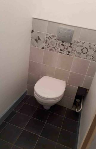 WC 2