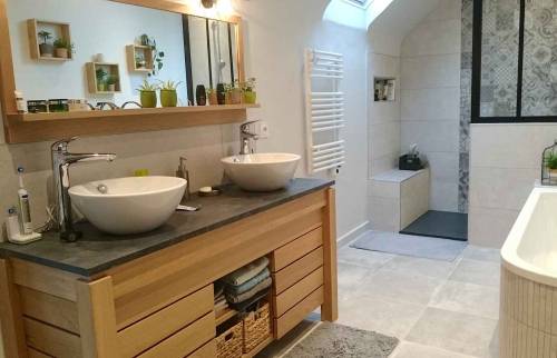 Rénovation d'une salle de bain à La Fresnais (après)