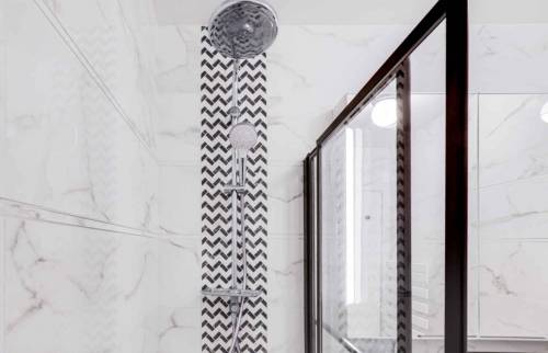 Rénovation de salle de bain à Clamart colonne de douche