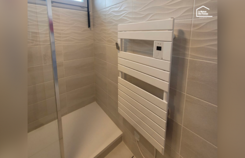 Rénovation salle de bain - sèche-serviettes