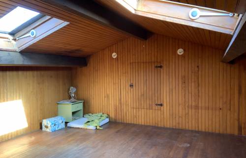 Combles avant la rénovation d’une maison de ville à La Grand-Combe (30110)