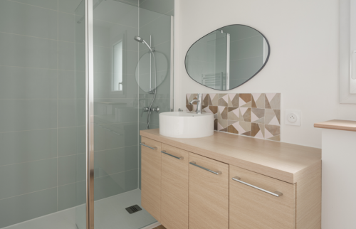 Surélévation de maison à Vertou pour créer un espace nuit (44120) - salle de bain