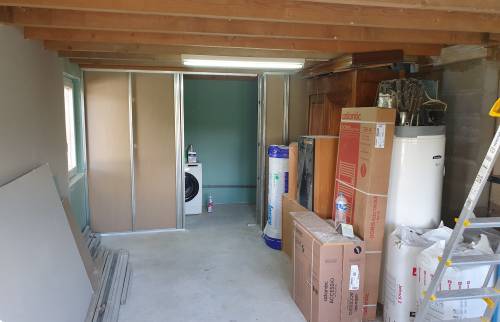 Rénovation de façade terminée en cours...