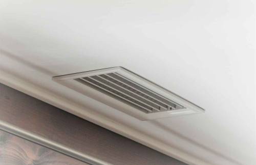 zoom sur la bouche de ventilation, discrète