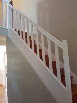 Nouvelle cage d'escalier dans une maison rénovée - Evry-Grégy-sur-Yerres 77166