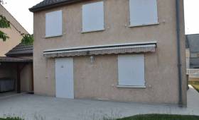  Nouvelle terrasse après travaux de rénovation extérieure de maison - Brie-Comte-Robert 77170