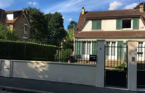 Clôture maçonnée, travées portillon et portail électriques (Brunoy 91800)