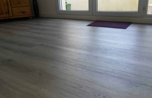 Rénovation appartement 3 pièces - pose parquet avec vitrification salon salle à manger - Meaux -