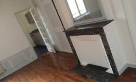 Mise en valeur de la cheminée du salon