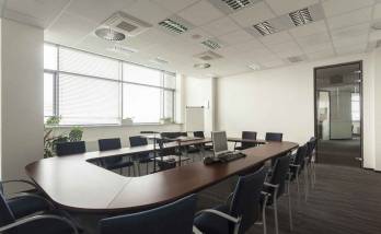 Installer une salle de réunion à Paris 8