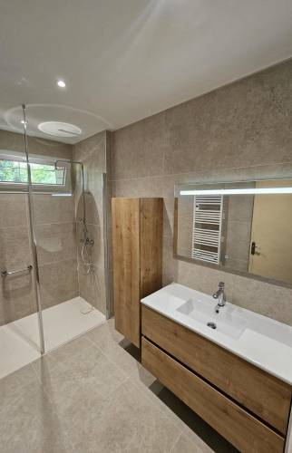 Salle de bain clé en main (69360 SOLAIZE)