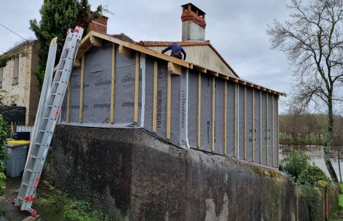 Création d'une extension en bois à Vertou - travaux en cours