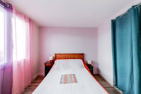 Rafraîchissement des peintures de la chambre