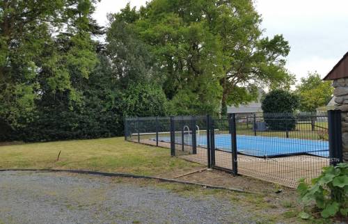 CLOTURE AUTOUR DE PISCINE A FEREL (56130) LA MAISON DES TRAVAUX VANNES SARZEAU PENESTIN