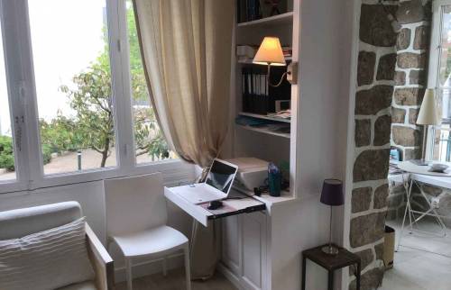 Tablette coulissante en position ouverte